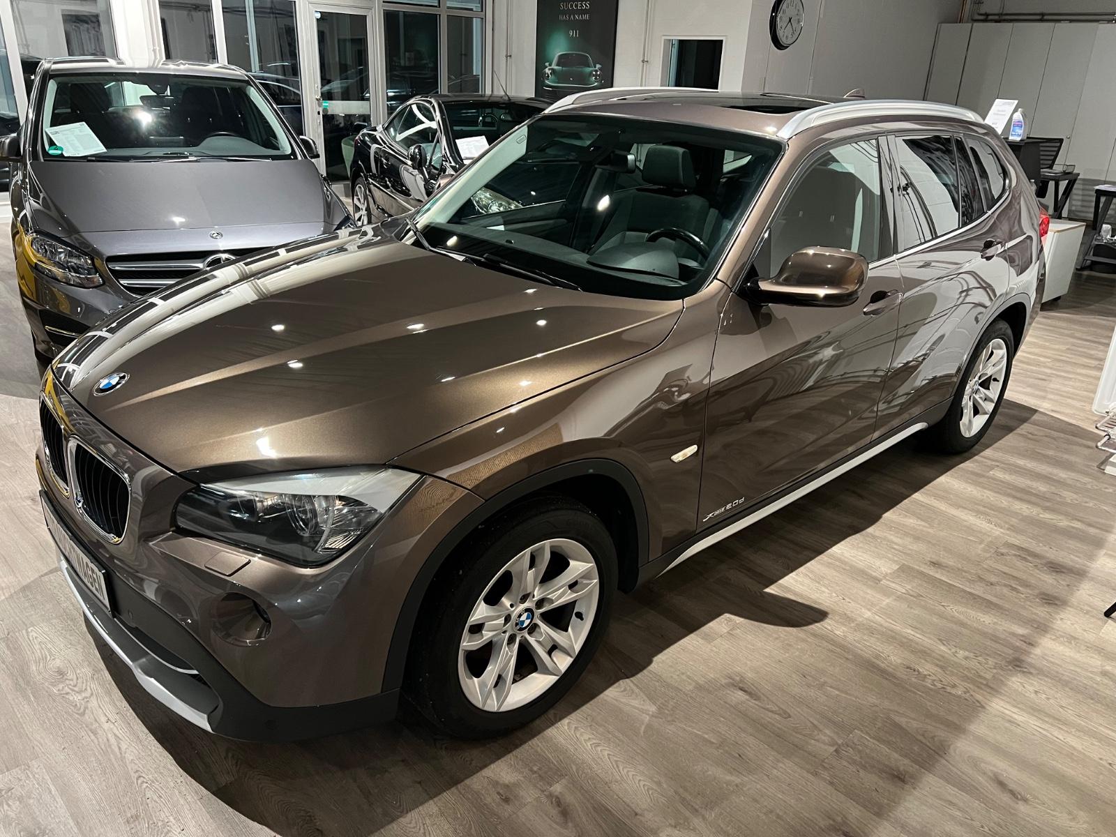 BMW X1x Drive 20 d Panoramadach