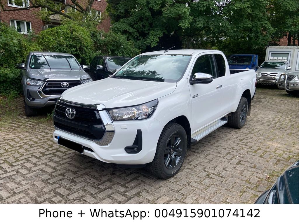 Toyota Hilux