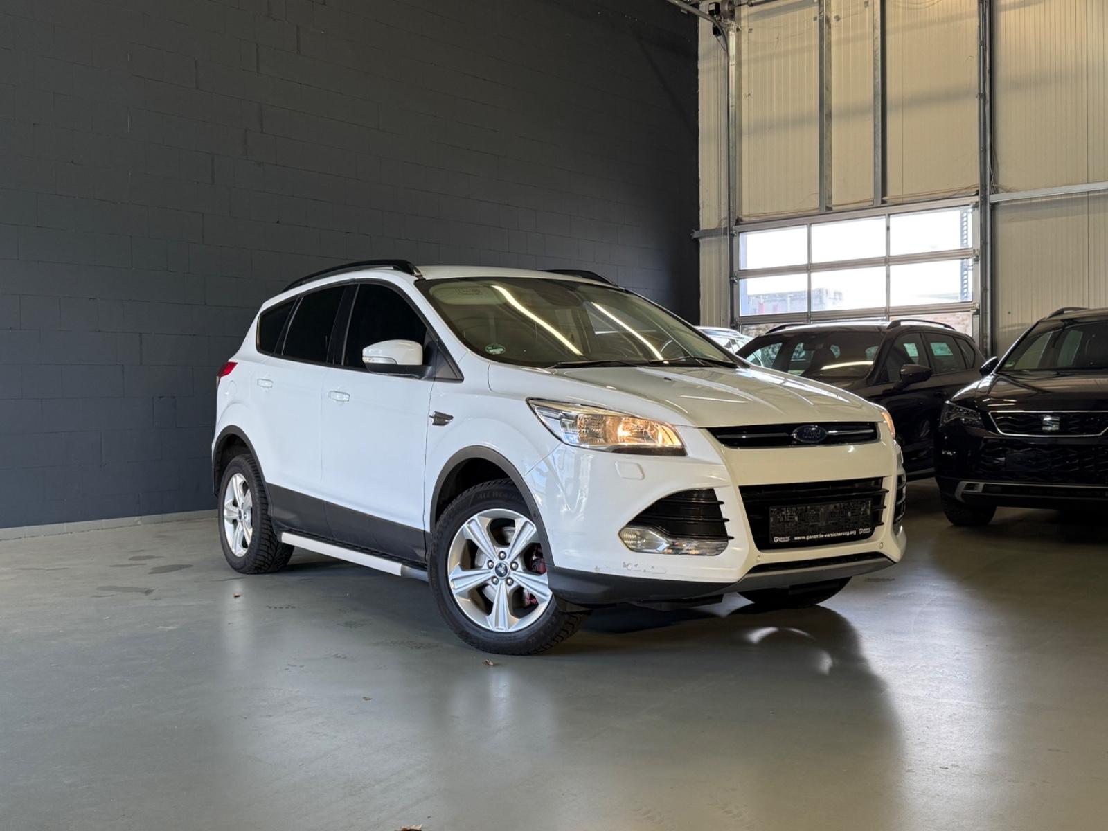 Ford Kuga Titanium-ALLRAD-KAMERA-NAVI-AHK-TEMPO-SHZ