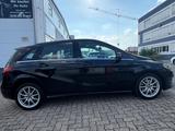 Mercedes-Benz B 250 Urban Style Edition - schwarze Mercedes-Benz B 250
