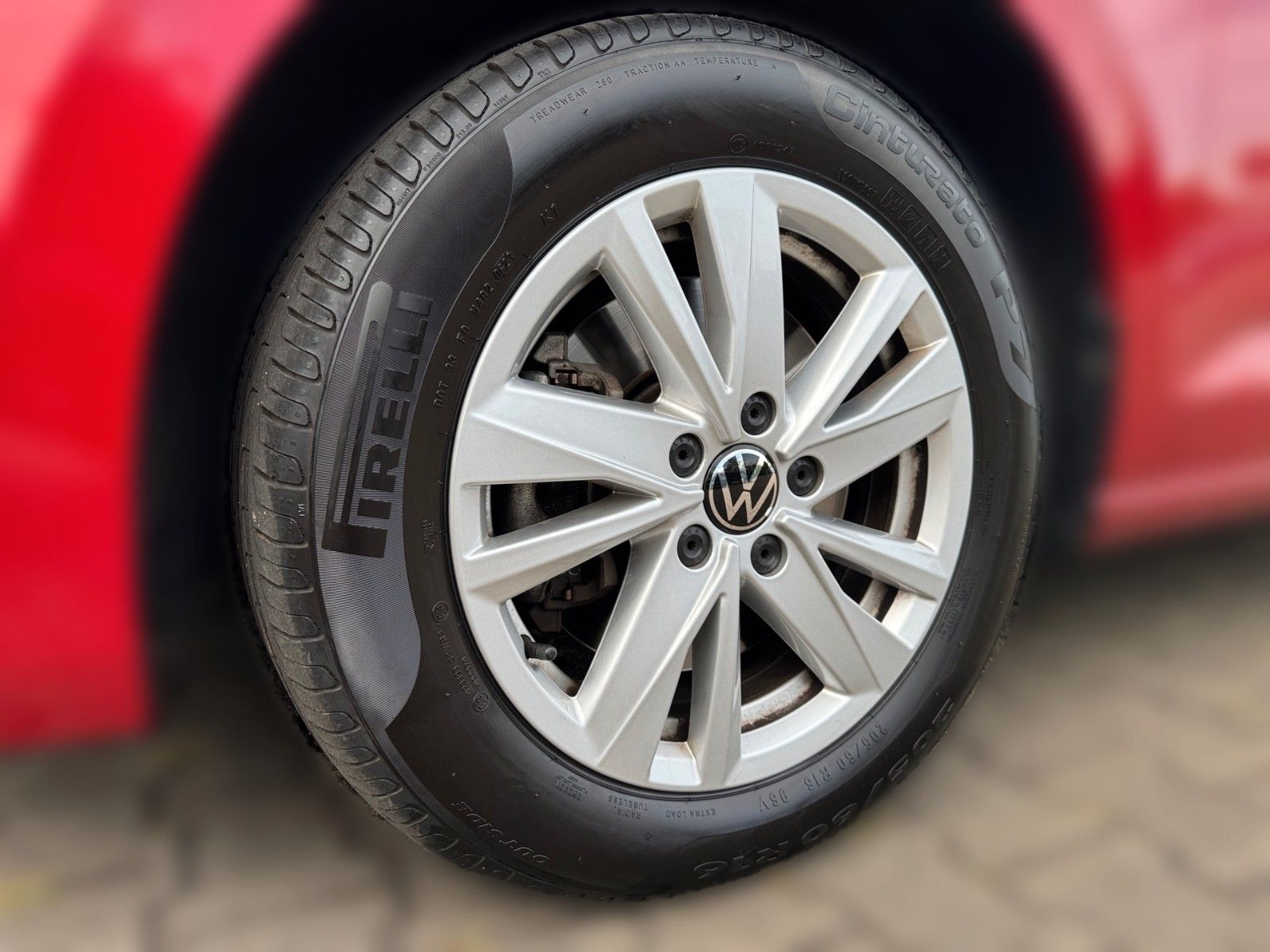 Fahrzeugabbildung Volkswagen Touran Comfortline 1.5 TSI