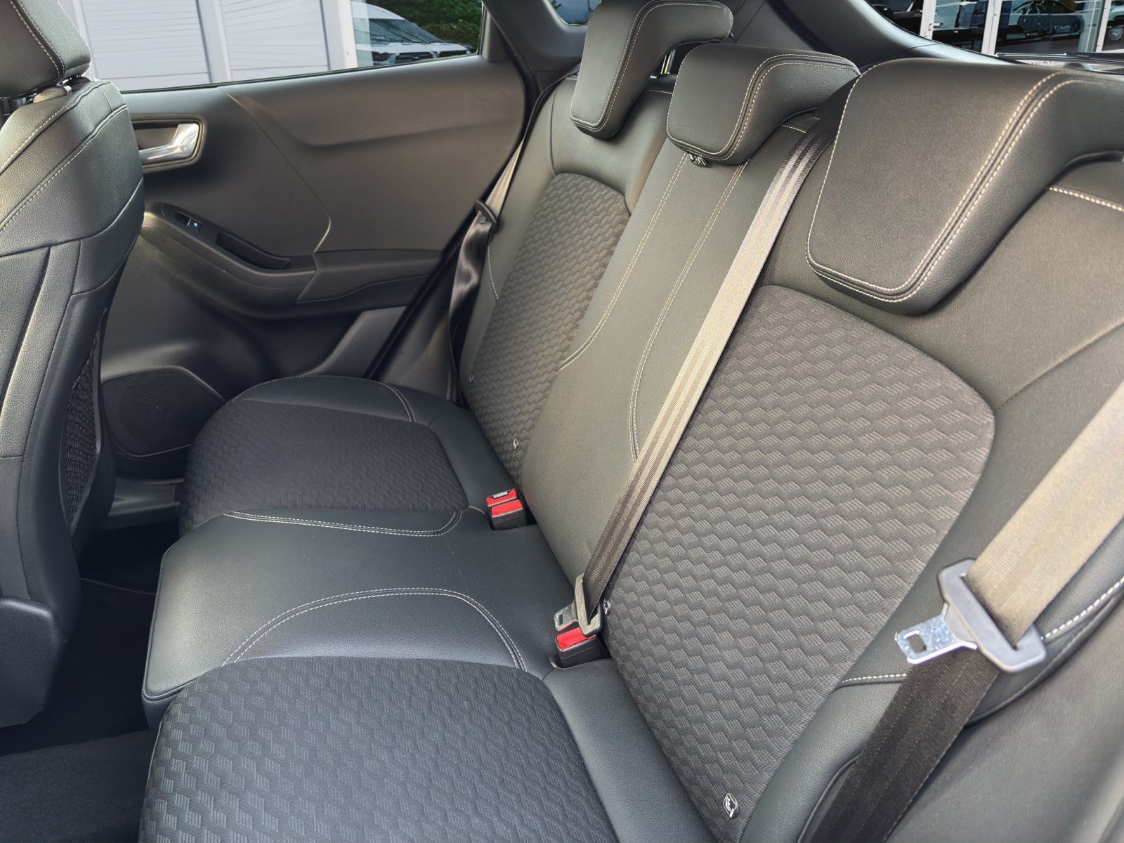 Fahrzeugabbildung Ford Puma Titanium X