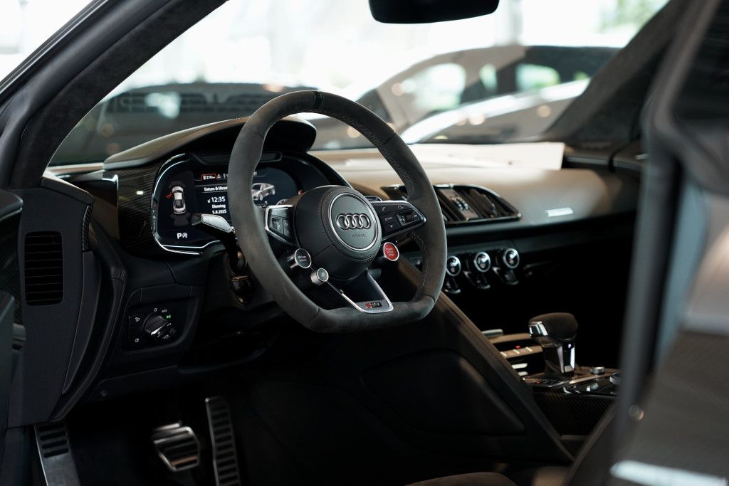 Audi R8