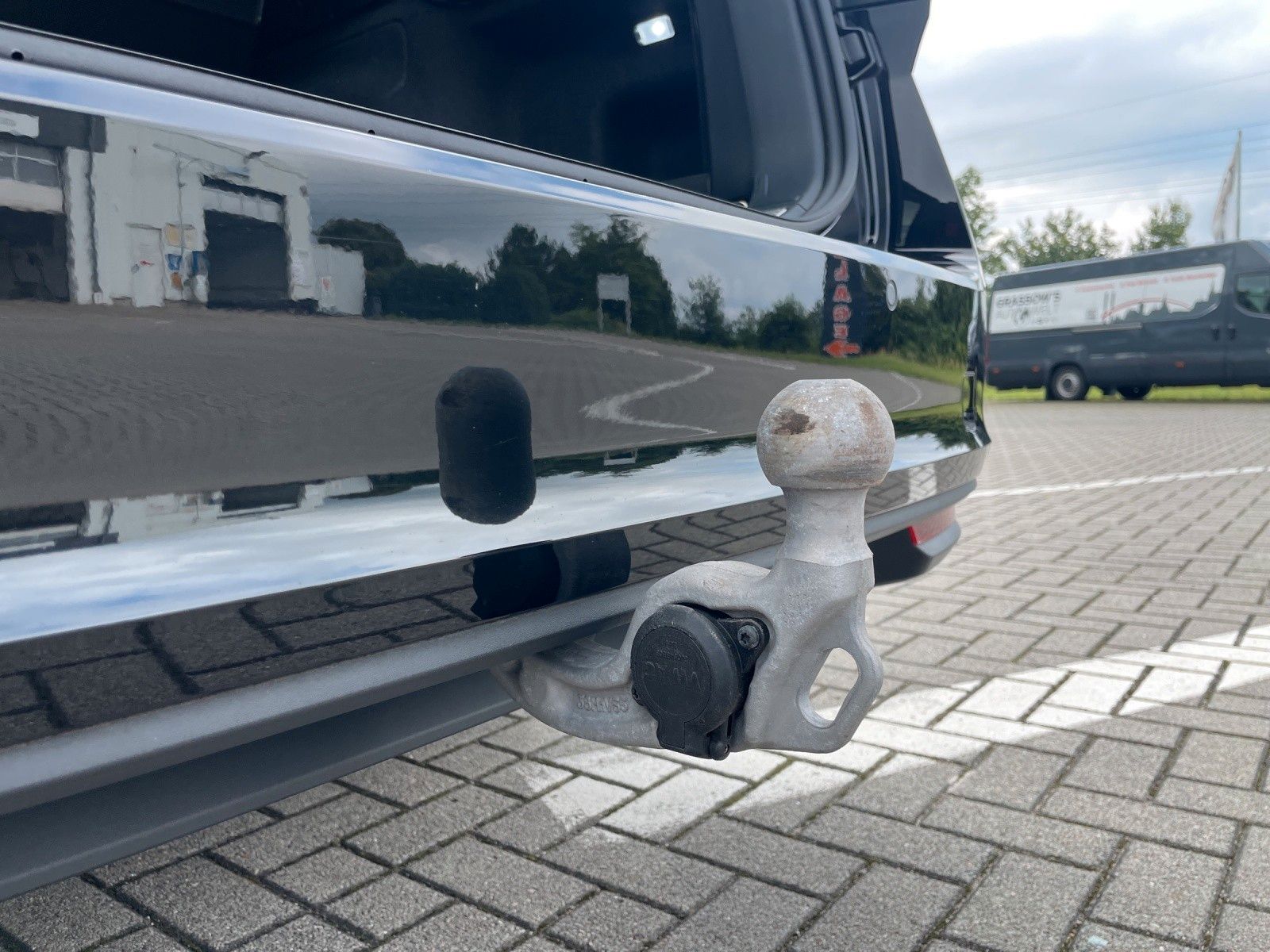Fahrzeugabbildung SKODA Superb 1.5 TSI mHEV DSG Selection Combi