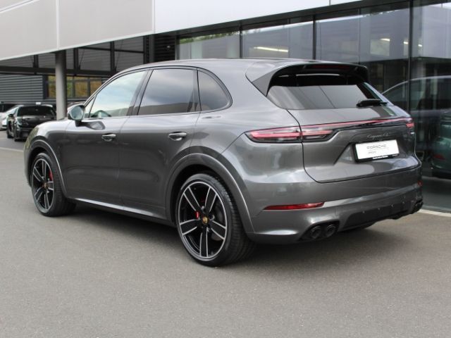 Porsche Cayenne — fotografia 3
