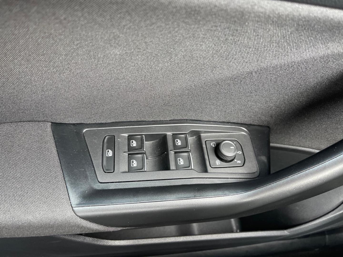 Volkswagen T-Roc Active 2.0 TDI DSG Navi PDCv+h CarPlay BT, миниатюра 25