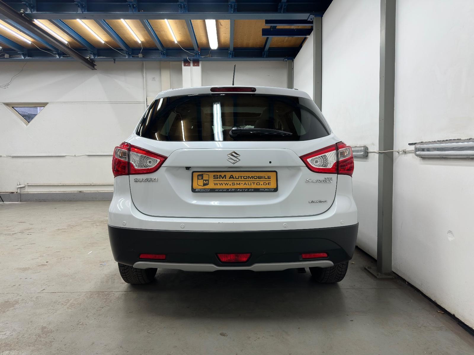 Suzuki (SX4) S-Cross 1.6 DDiS Comfort+ 4WD LEDER NAVI