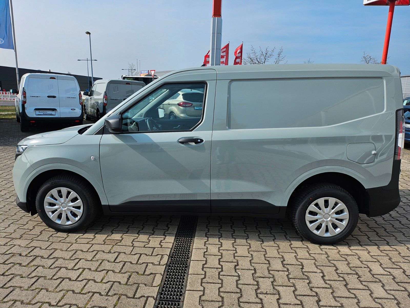 Fahrzeugabbildung Ford Transit Courier Trend