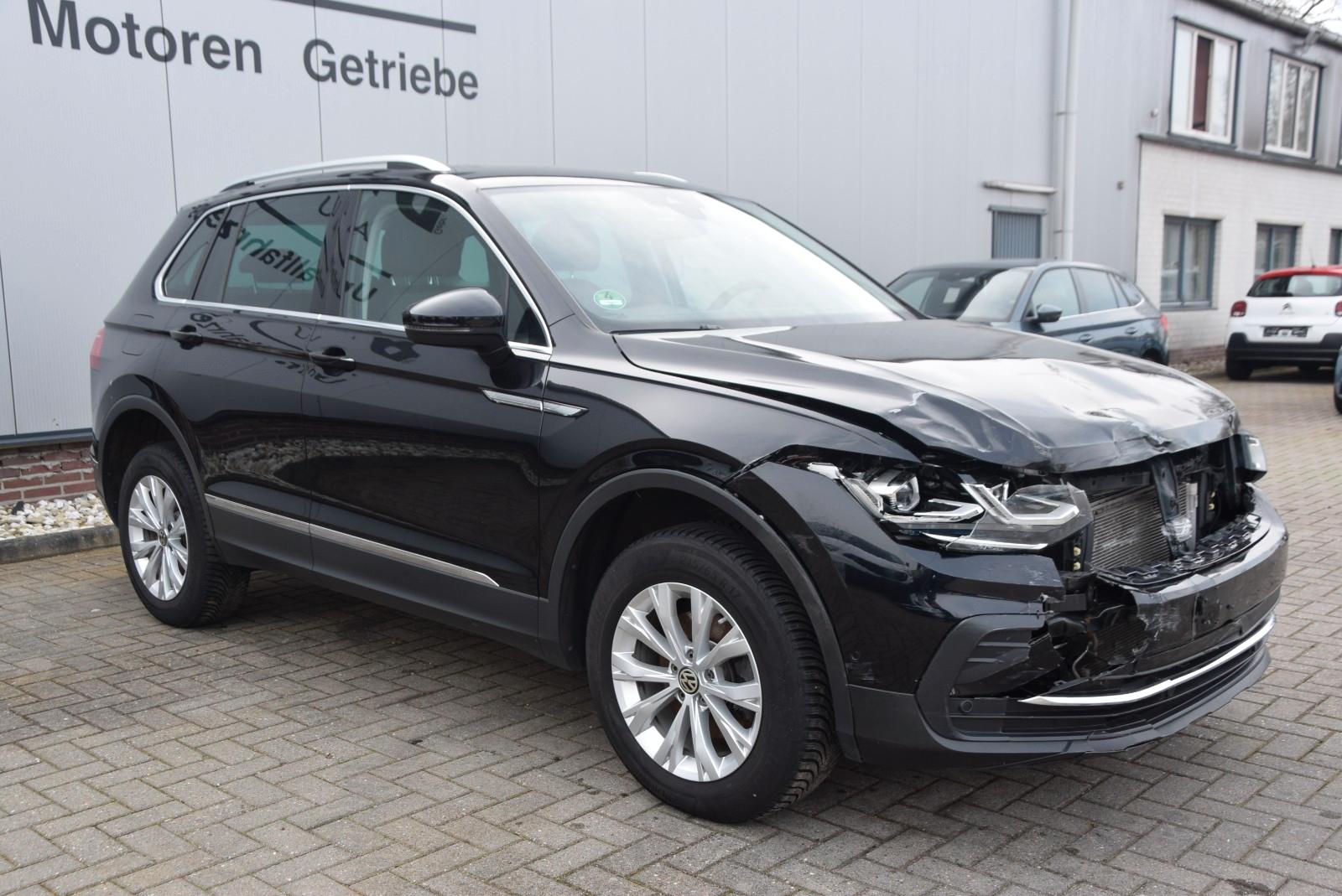 Volkswagen Tiguan Life 4Motion, Navi,  DSG,  AHK, Kamera