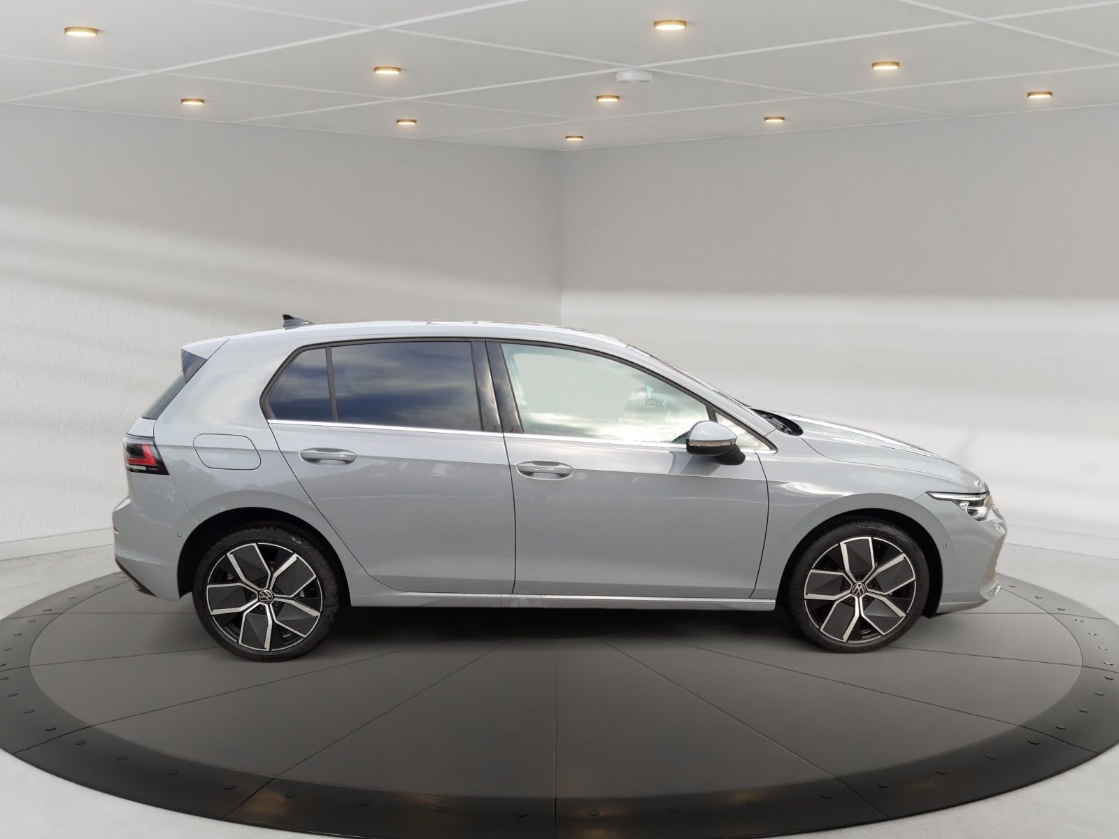 Golf Style 1,5 l eHybrid OPF 110 kW (150 PS) / 8