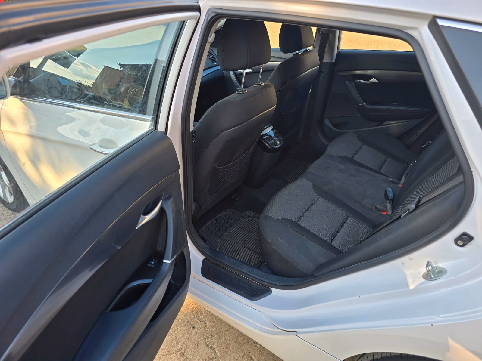 Hyundai i40 2014 — photo 8