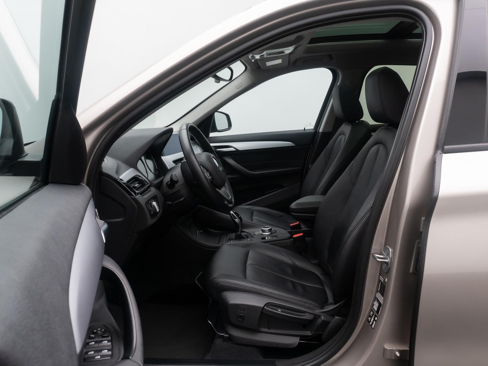 BMW X1 xD18d Panorama Kamera DAB HiFi MSport Leder