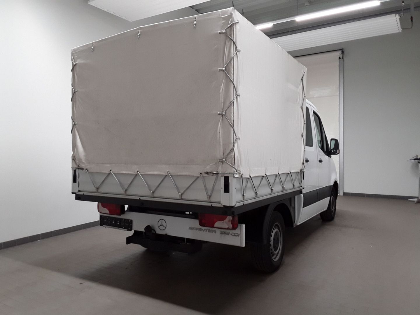Fahrzeugabbildung Mercedes-Benz Sprinter III Pritsche DoKa RWD 215  CDI L1 EU6d-
