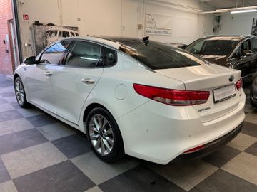 KIA Optima - 2