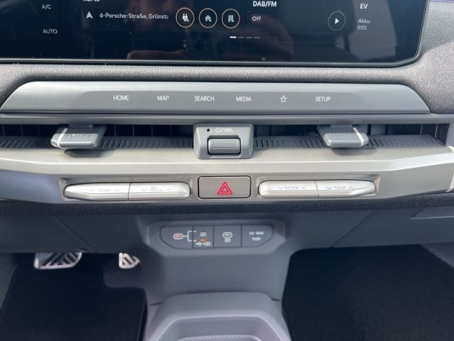Fahrzeugabbildung Kia EV3 81.4 kWh GT-LINE *DRIVEWISE-PARK-PRO-PAKET*P