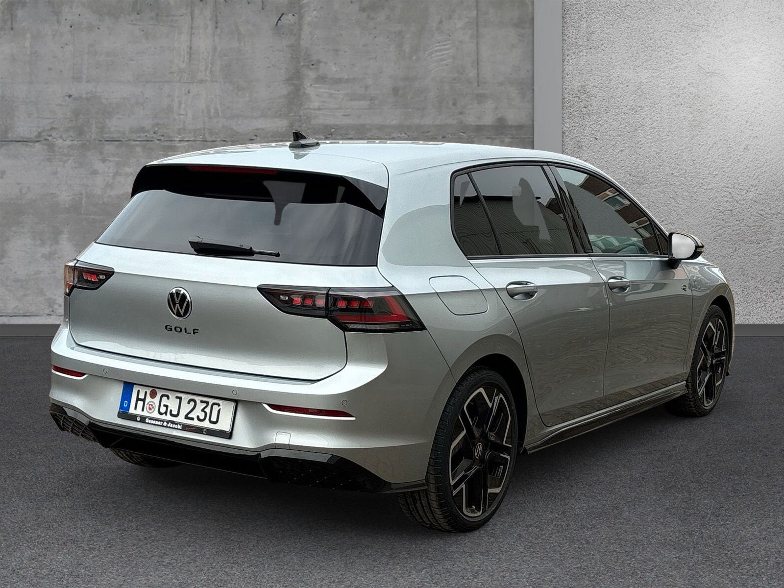Fahrzeugabbildung Volkswagen Golf  2.0 TDI R-Line DSG AppConnect Standheizung