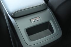 Fahrzeugabbildung Volvo XC60 RC T8 AWD R-Design*LUFT*360*H&K*HUD*STHZ*QI