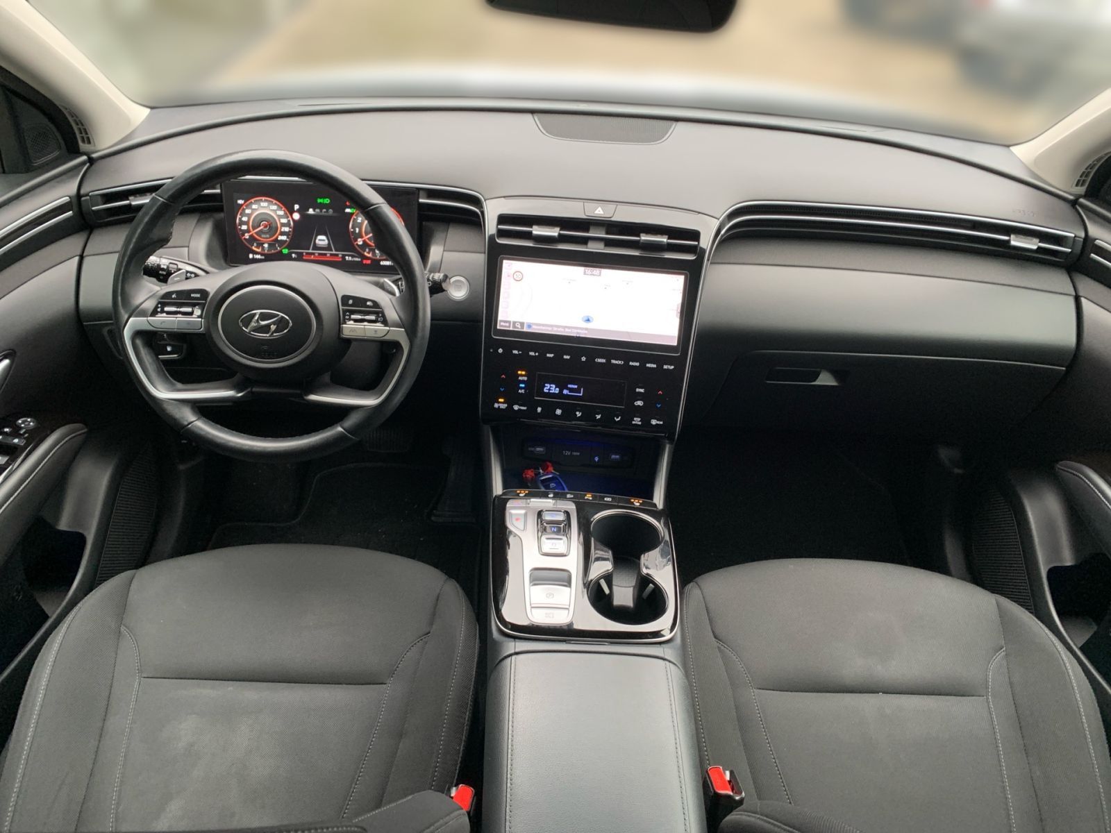 Fahrzeugabbildung Hyundai Tucson 1.6T-GDTrend Plug-In Hybrid 4WD Trend ESC