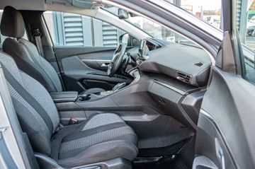 Fahrzeugabbildung Peugeot 3008 Active Pack |NAVI|LED|360°