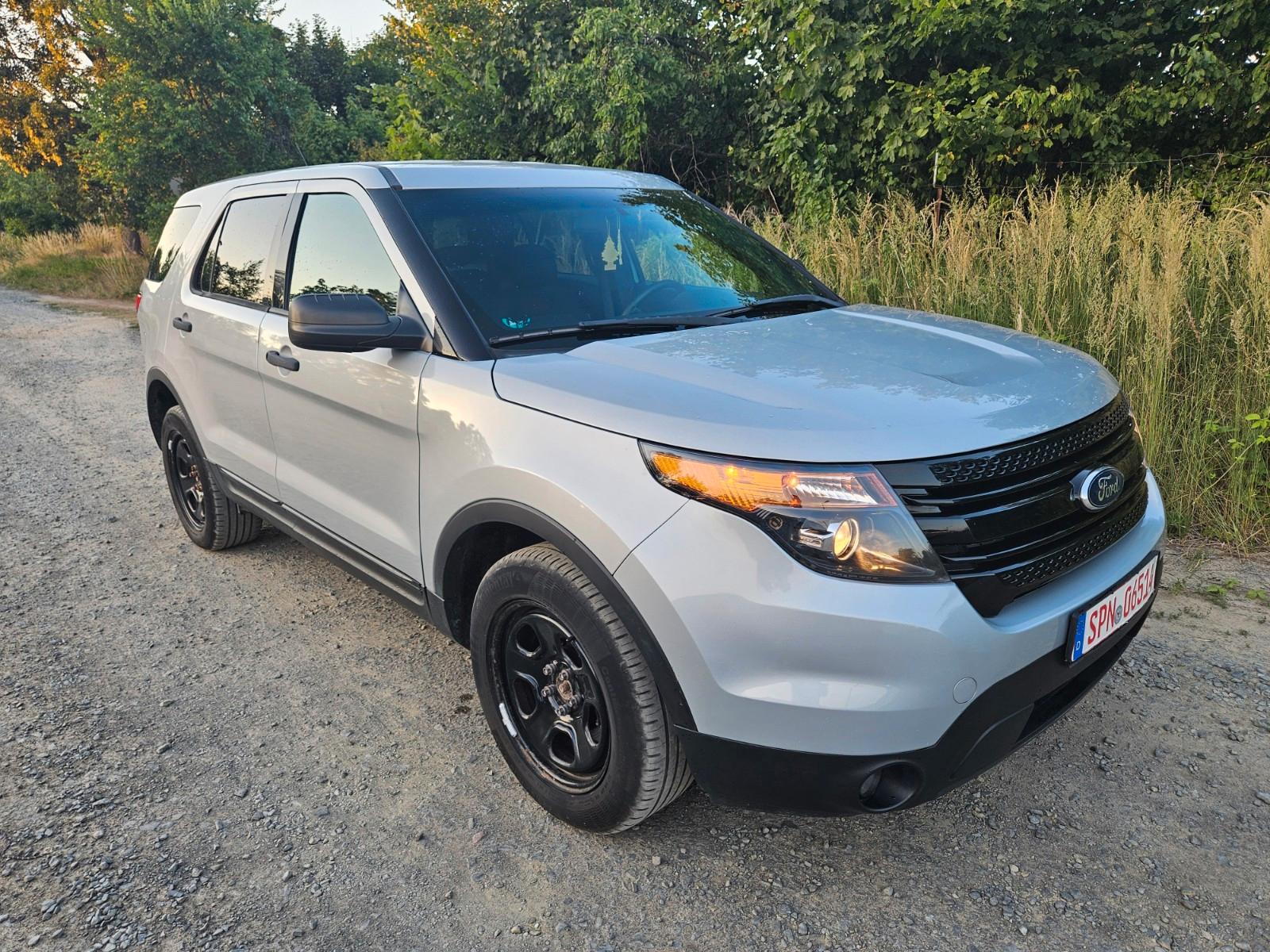 Ford Explorer Interceptor 3.7L AWD