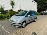 Ford Galaxy - Ford Galaxy aus 2005 mit Diesel-Antrieb