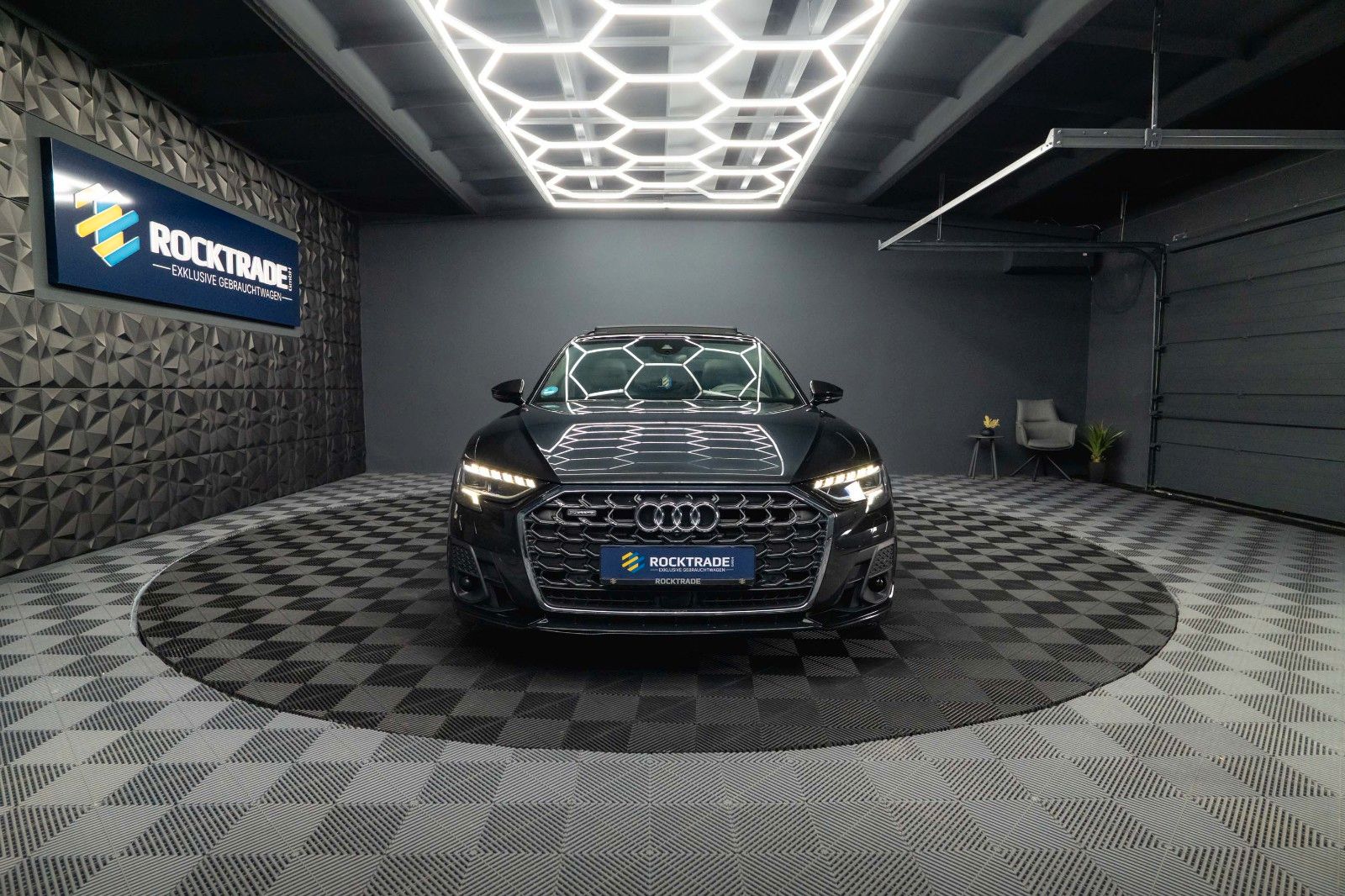 Fahrzeugabbildung Audi A8 60 TFSIe quattro S-Line *Dynamik*Pano*Massage