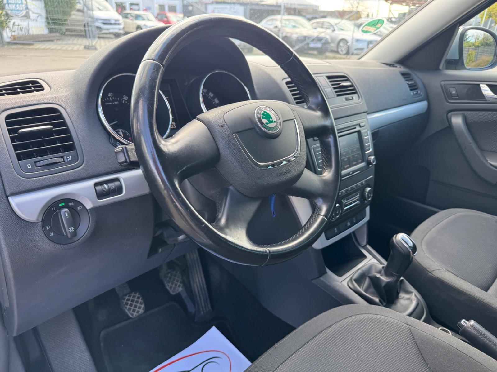Skoda Yeti 1.8 TSI 160 ch Ambition Plus Edition - 4x4  • Bi-Xénon • Attelage