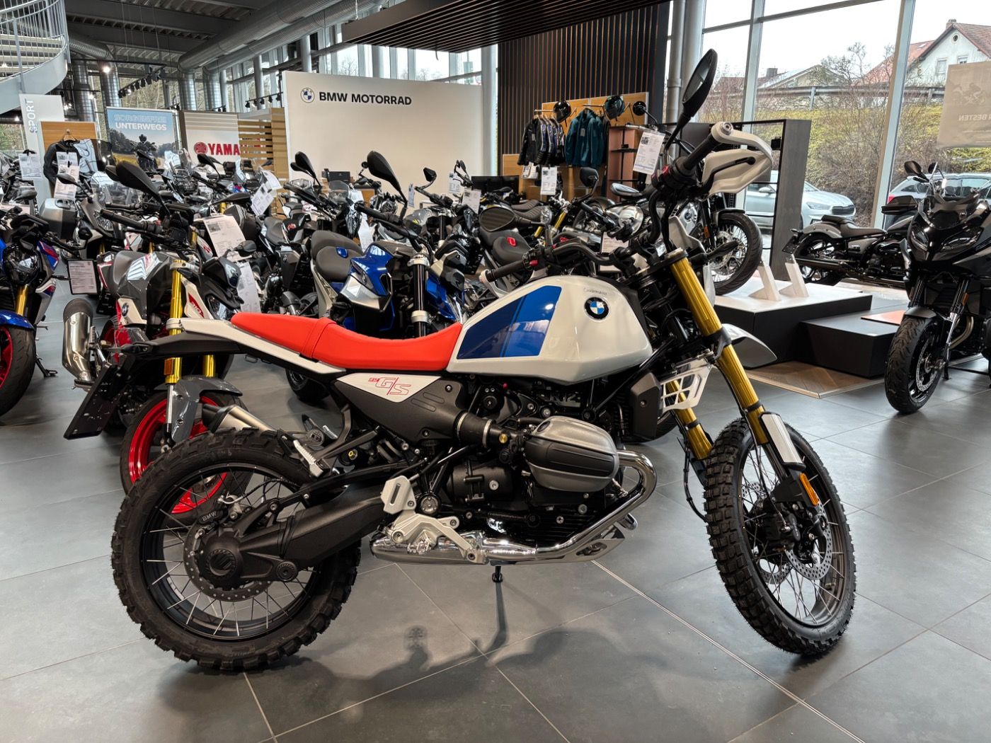Fahrzeugabbildung BMW R 12 G/S Komfort-Paket Enduro-Paket Pro