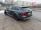 Audi A4 Allroad 3.0 TDI V6 quattro - Vollausstattung - Audi A4 Allroad von privat