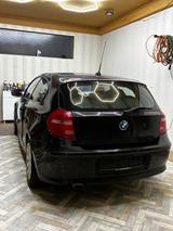 BMW 116d - - BMW 116 aus 2010 mit Diesel-Antrieb: Limousine