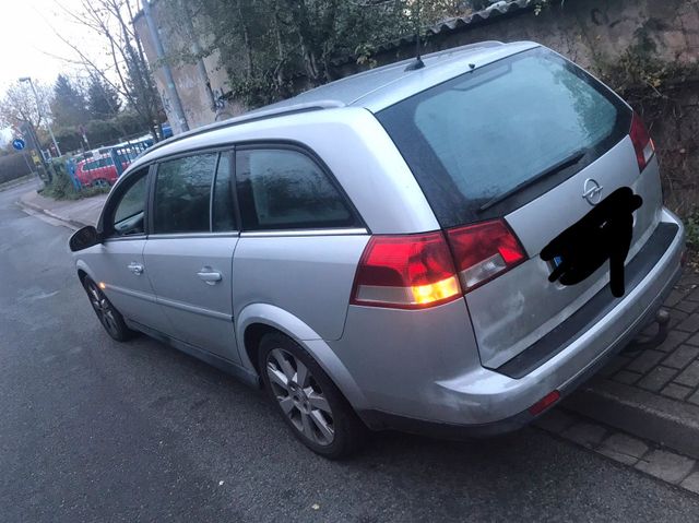 Opel Vecktra C 3.2 . 155kw .211ps