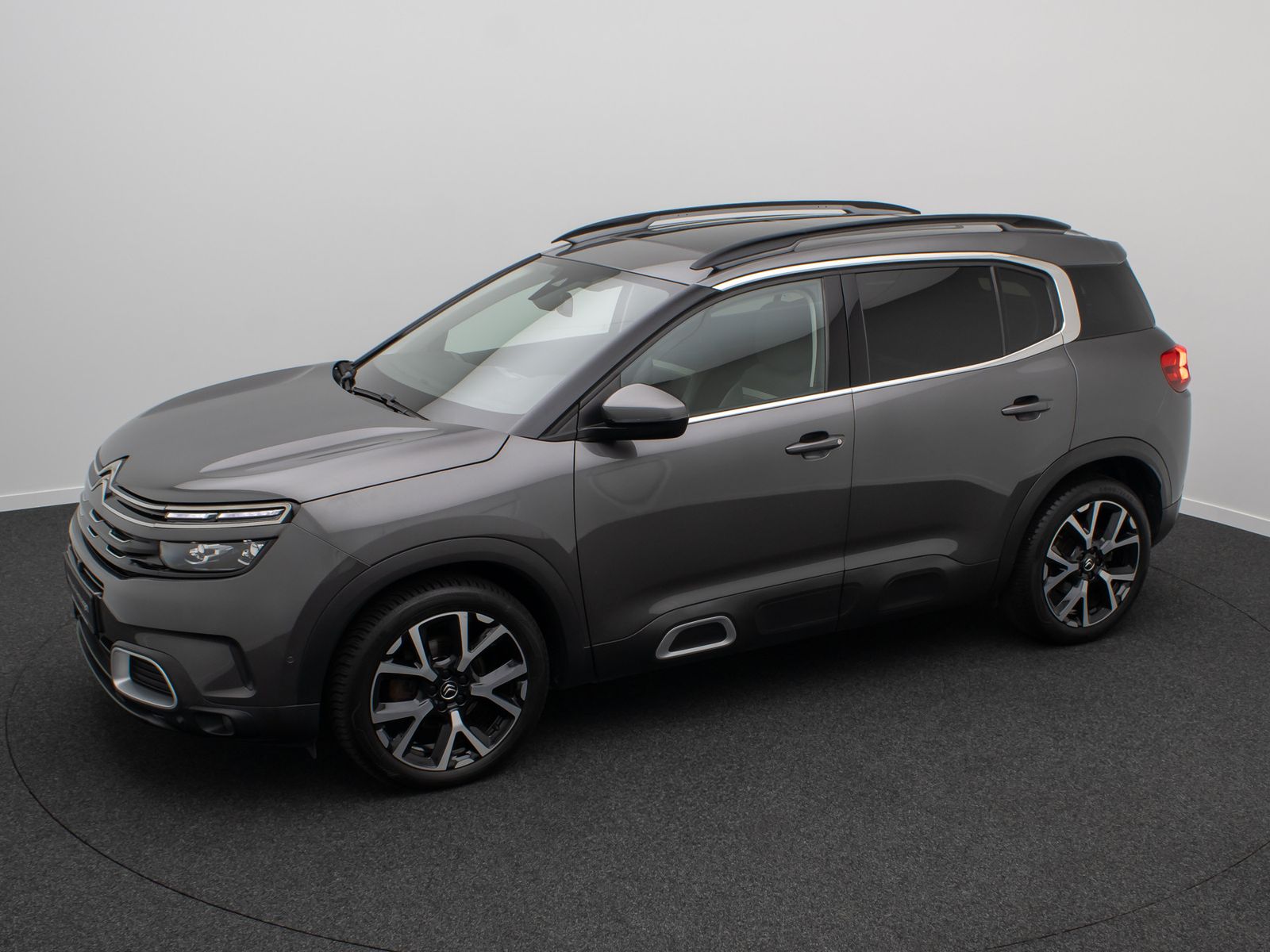 Fahrzeugabbildung Citro&euml;n C5 Aircross SHINE 360&deg;ACC Panorama AHK 19" Voll