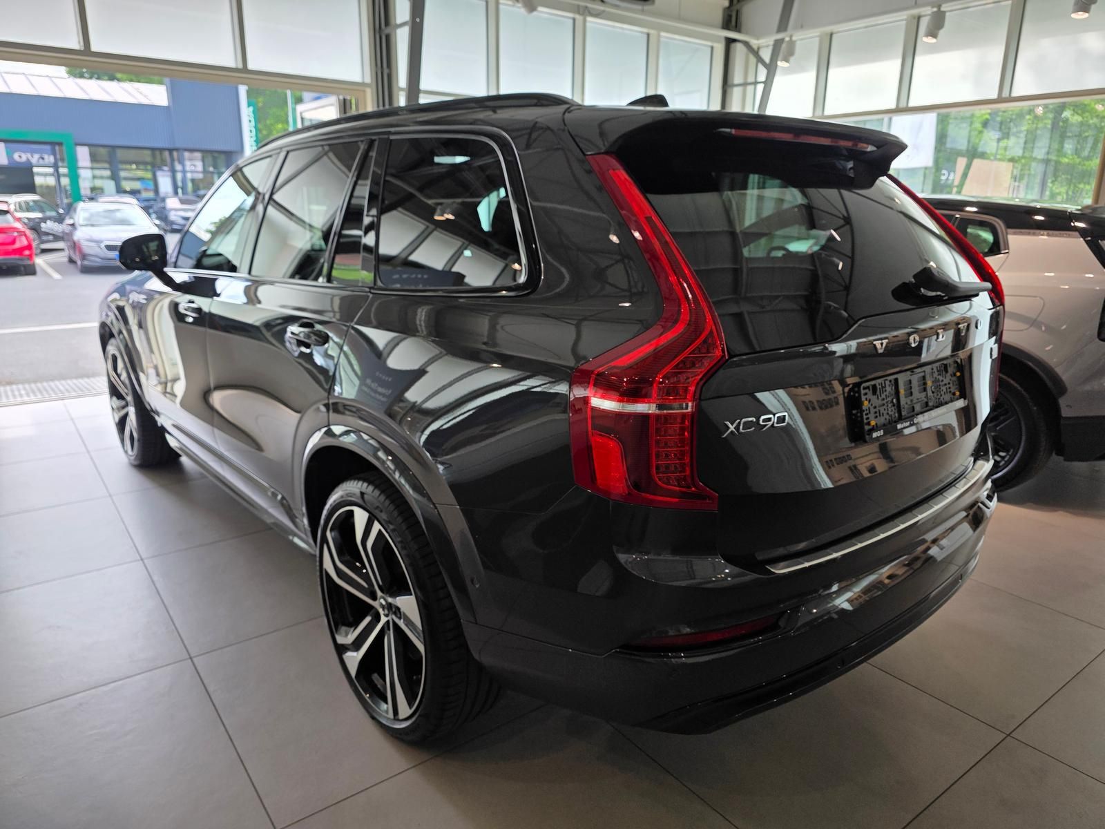 Volvo XC90 Ultra Dark Recharge Plug-In Hybrid AWD foto 6
