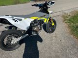 Husqvarna 701 Supermoto - Offers matching your search criteria