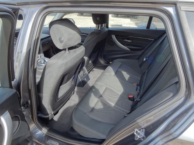 Fahrzeugabbildung BMW 318i Sport Line/1.Hd/70TKM/SitzH/PDC/
