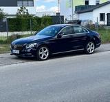 Mercedes-Benz Mercedes w205 220d - Mercedes-Benz 220: W220