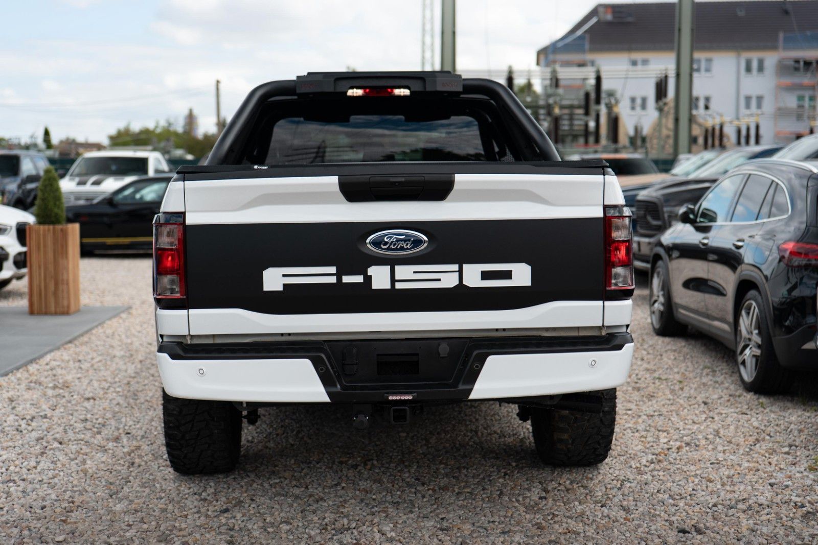 Fahrzeugabbildung Ford F150 5.0L V8 4x4 Offroad SuperCrew RAPTOR 19%