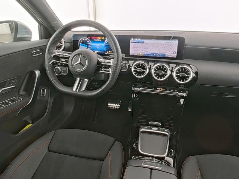Mercedes-Benz A 250 e AMG*Premium*LED*Distronic*Kamera*DAB*