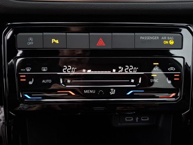 T-CROSS 1.0 TSI DSG R-LINE