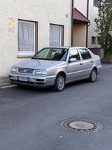 Volkswagen Vento 2.0 GLX GLX - Volkswagen Vento: Gl