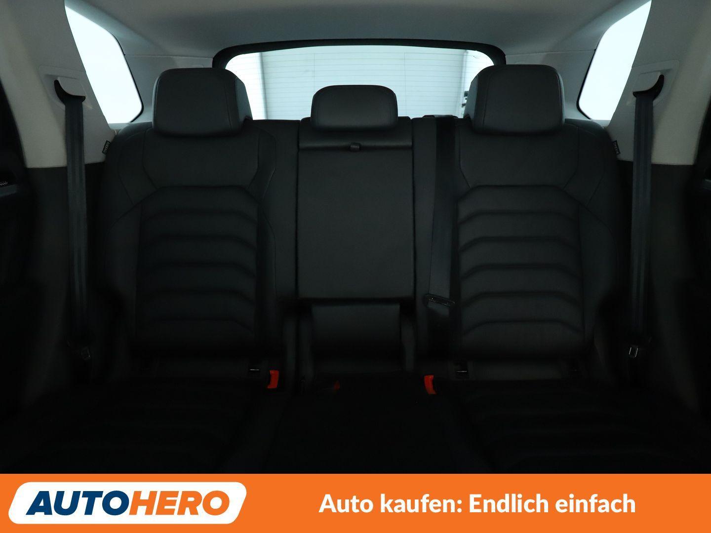 Volkswagen Touareg 3.0 V6 TDI Elegance 4Motion Aut.*NAVI*