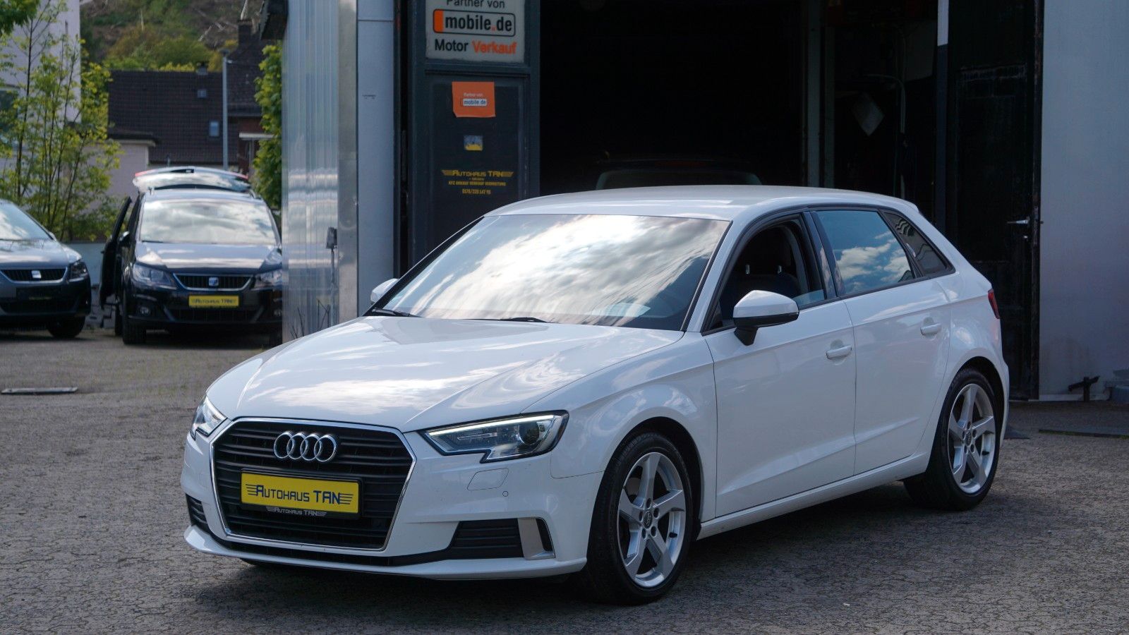 Fahrzeugabbildung Audi A3 2.0 TDI Sportback sport