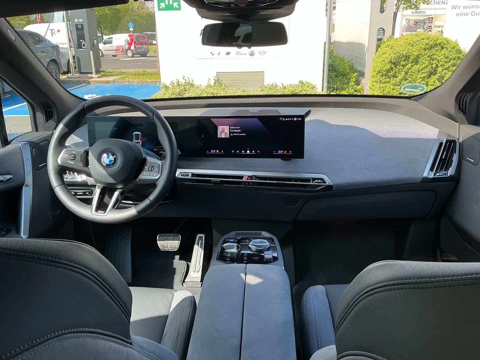 BMW iX - Bild 21