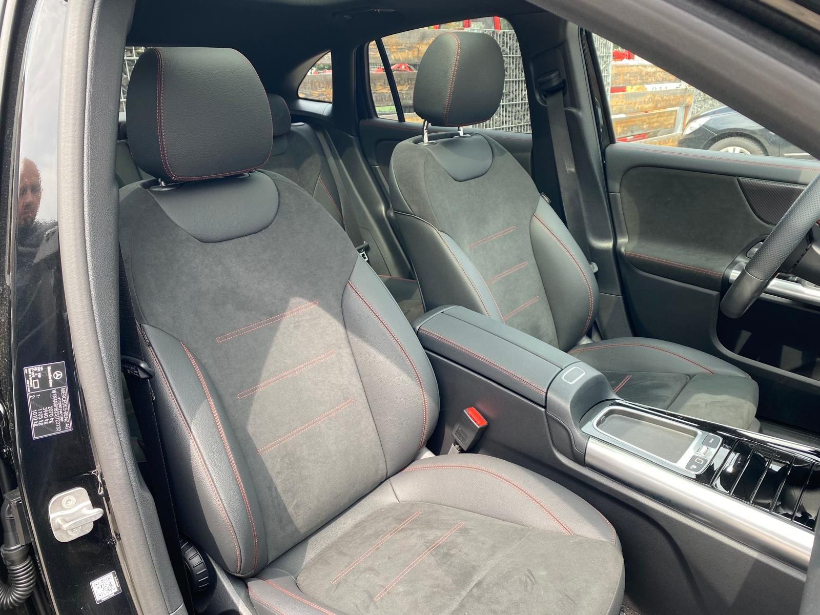 Fahrzeugabbildung Mercedes-Benz GLA 200 AMG/Pano/DIS/360/AHK/M-BEAM/