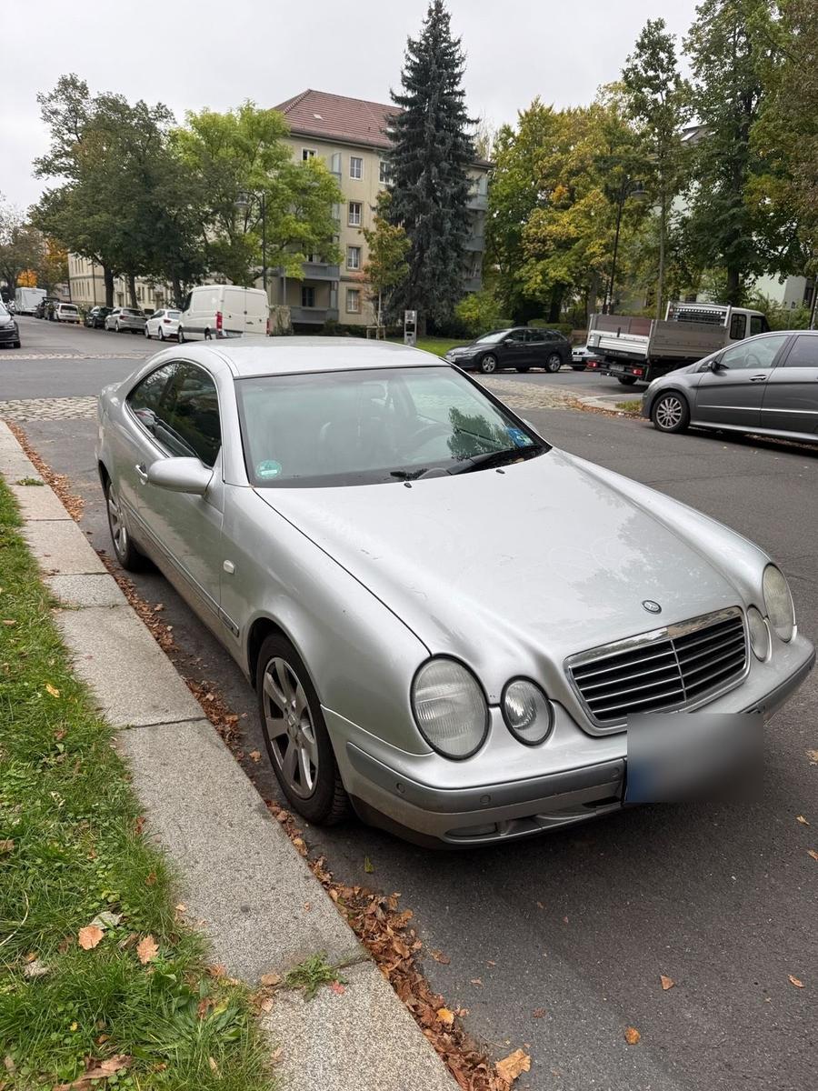 Mercedes-Benz CLK 200
