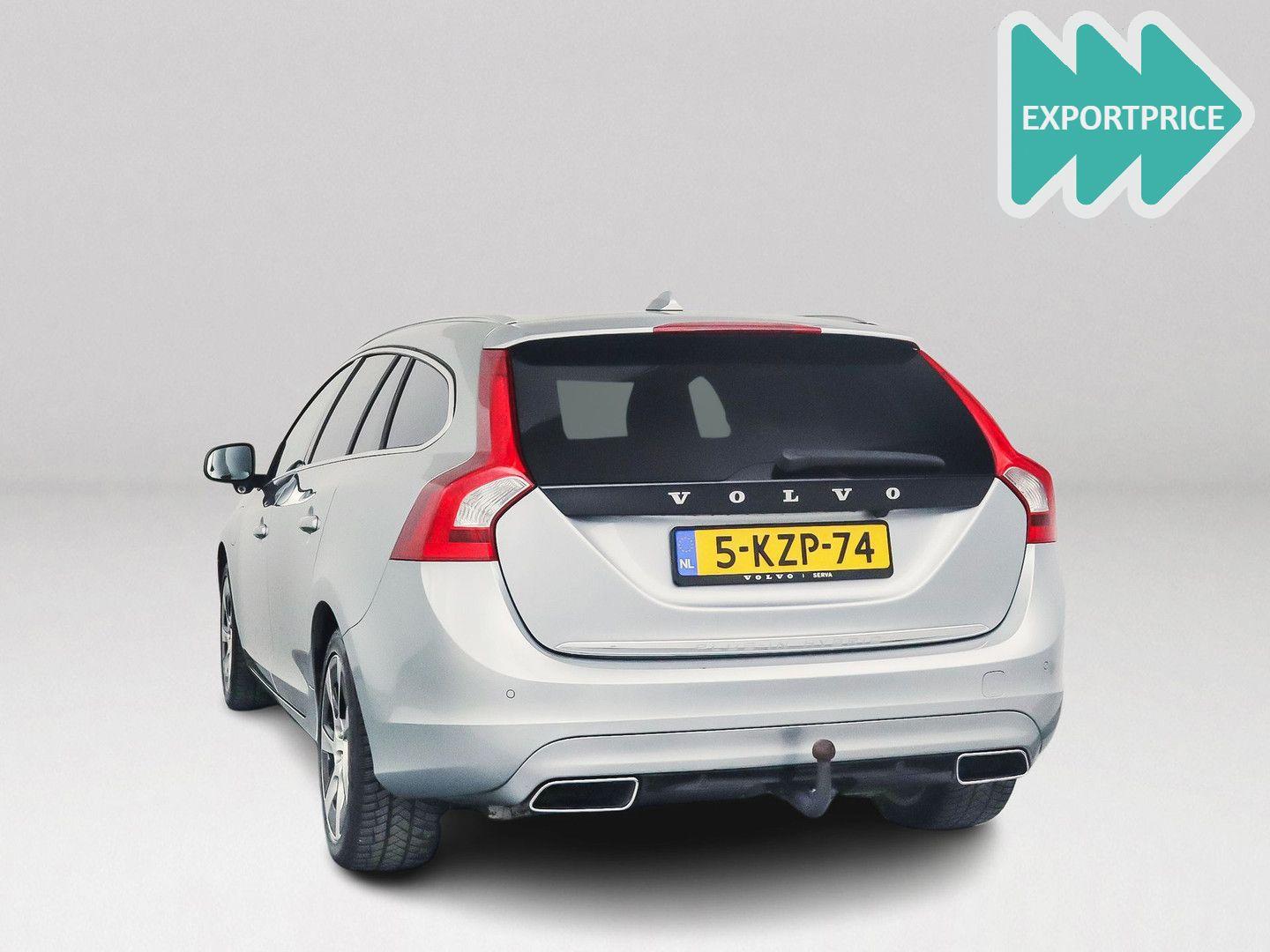 Volvo V60 2013 — photo 10