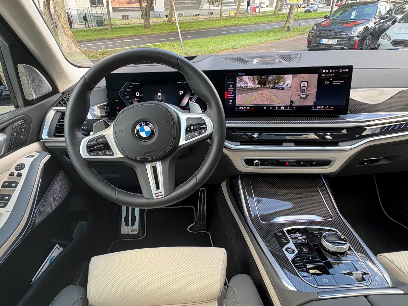 BMW X7 M60 - Bild 8