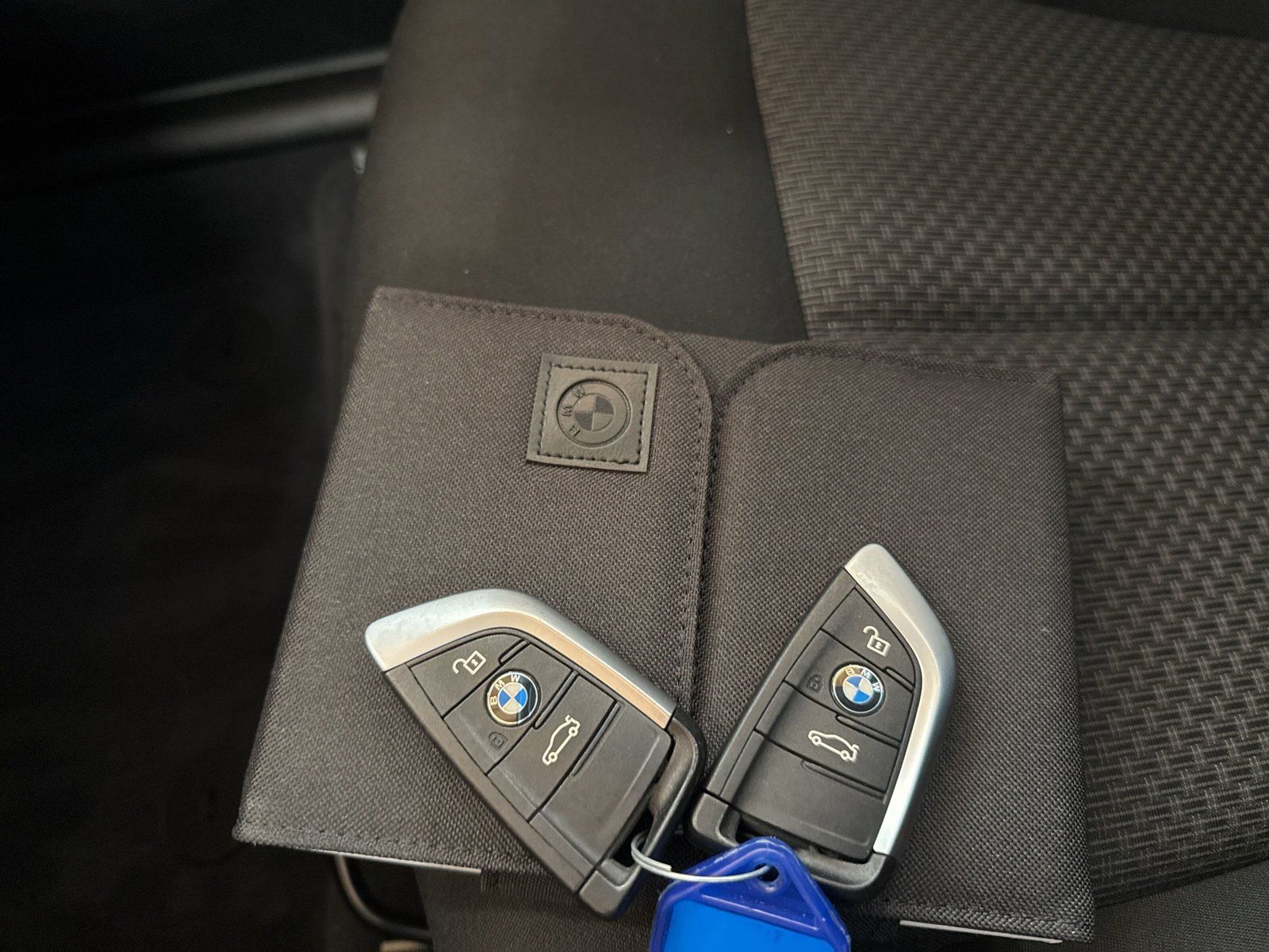 BMW X1 xDrive 25e Advantage 4x4+Navi+PDC+ParkAss+LM foto 20