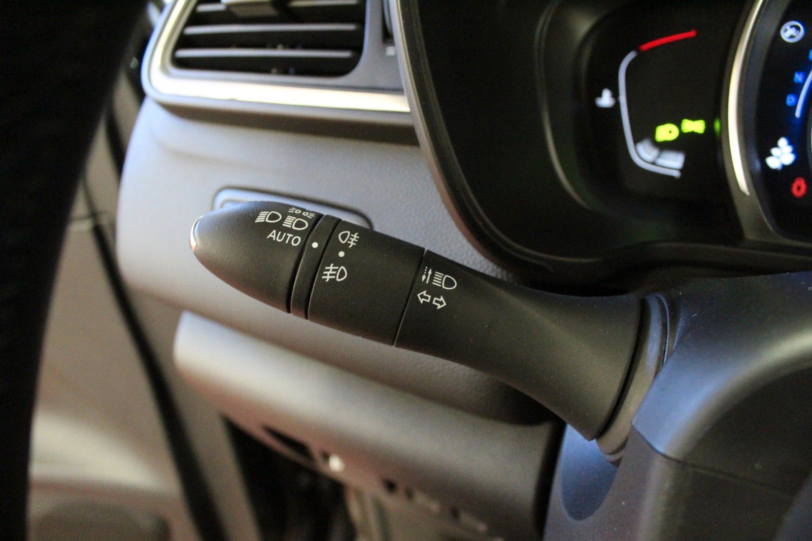 Fahrzeugabbildung Renault Kadjar TCe 140 EDC R-Link*Sitzhzg*AHK