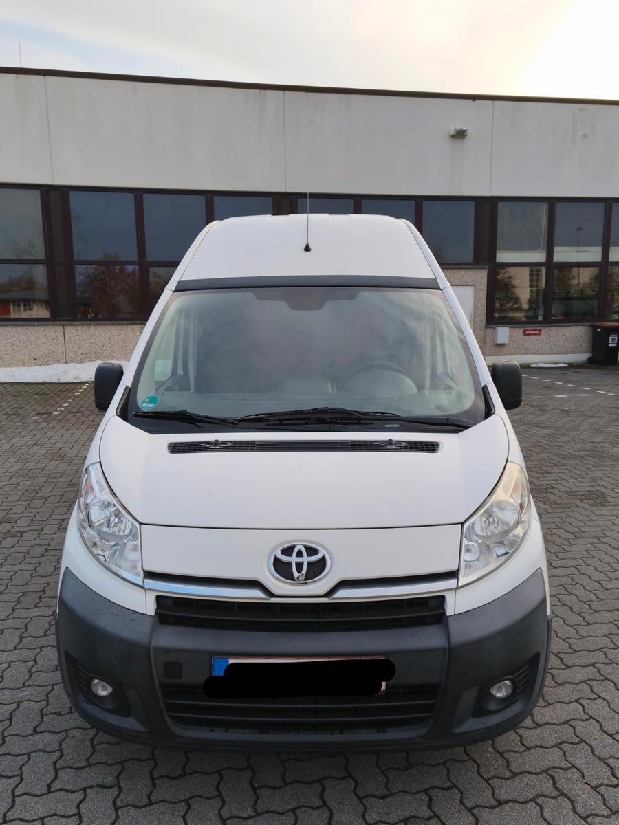 Toyota Proace Kasten Werkstattausbau + Standheizung
